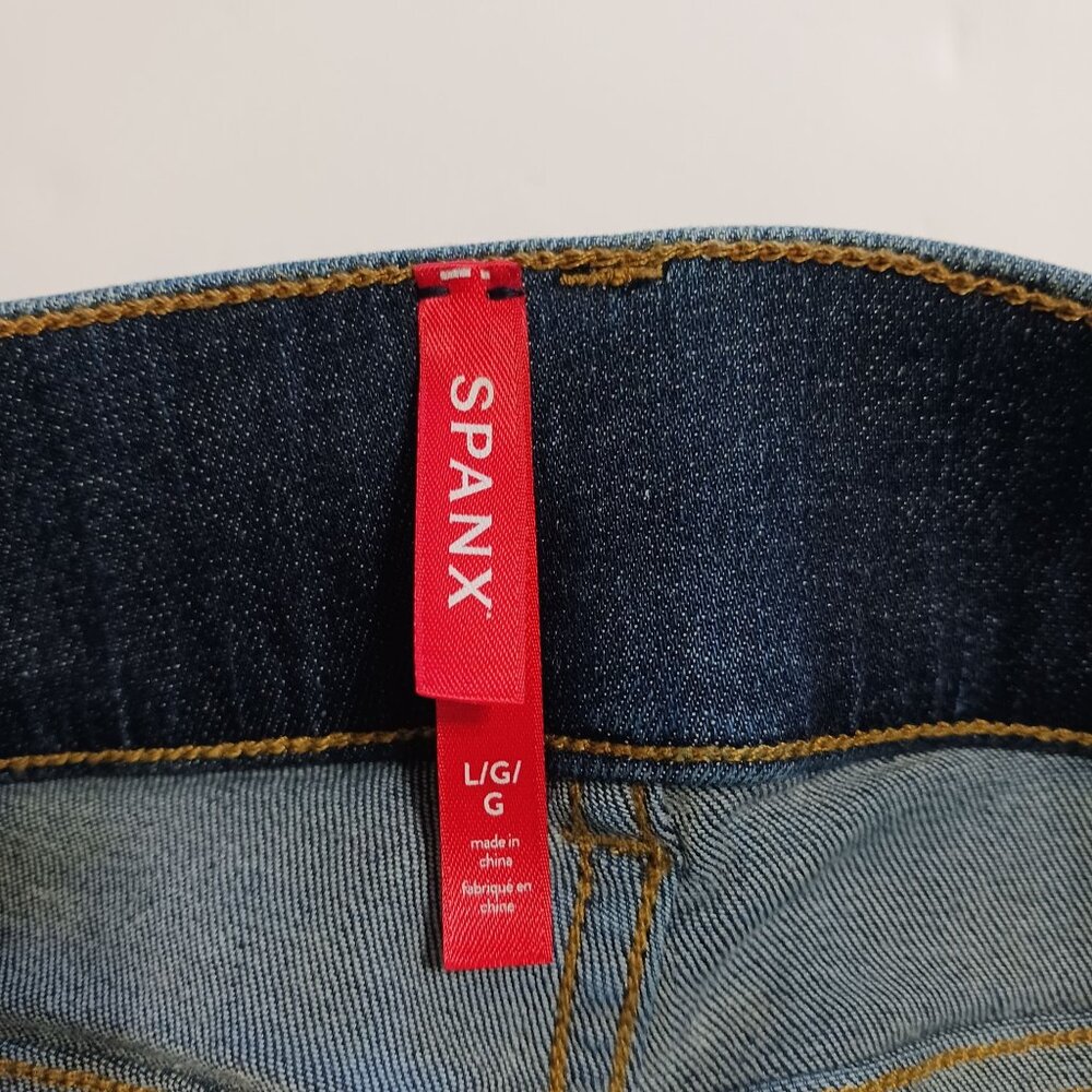 Spanx Flare Jeans Large Dark Wash Denim Stretch Slimming High Rise Shaping 70s - Picture 5 of 12